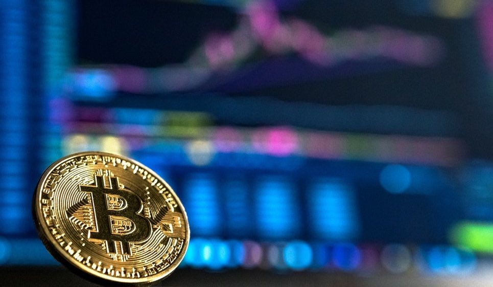 Los expertos de Bitcoin aconsejan seguir diversos métodos para comprar y vender Bitcoin, ya que es difícil predecir exactamente los momentum y las variaciones. Fuente: Diario Bitcoin.