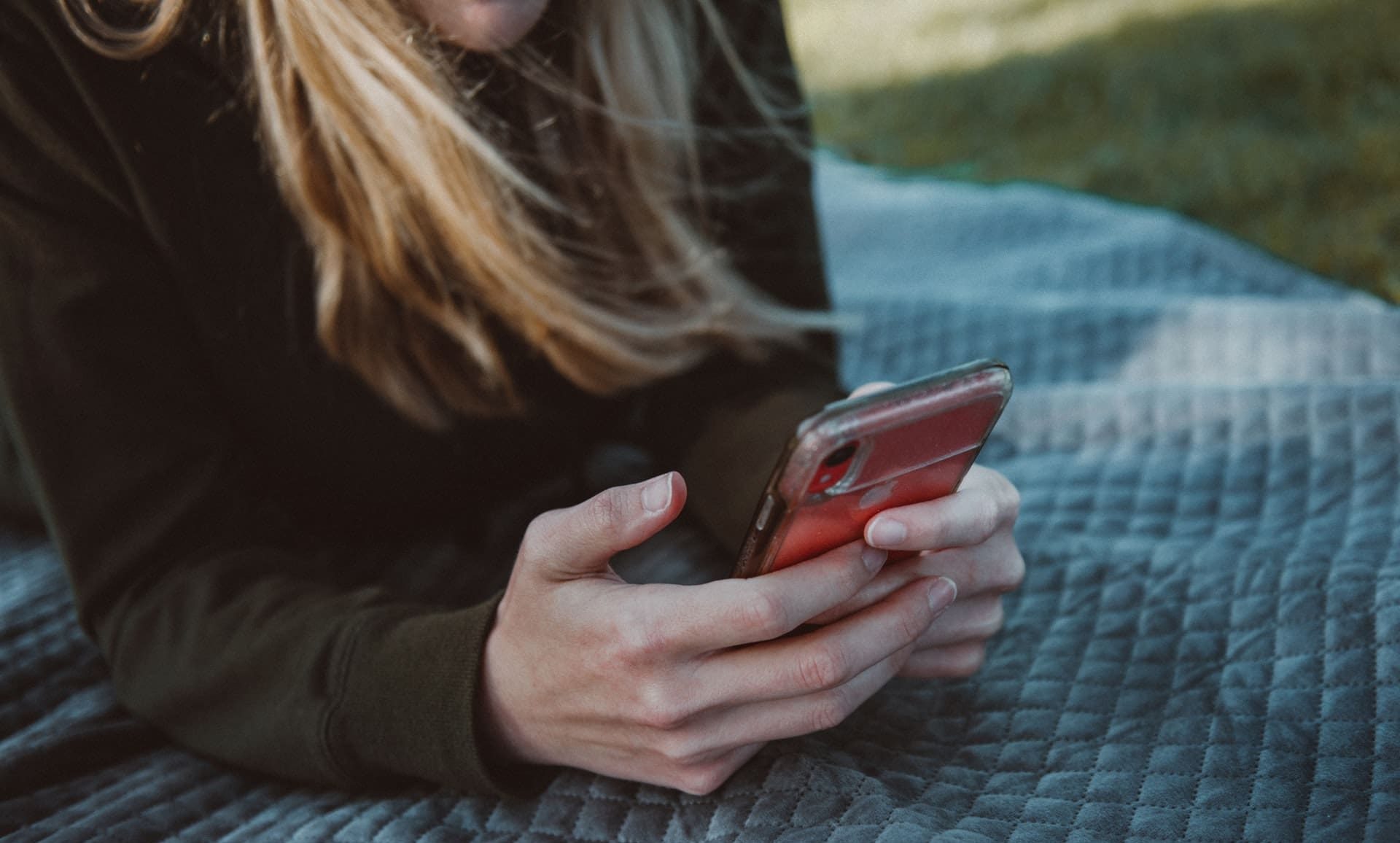 Simplex agrega a Cardano: ahora se puede comprar a través de Apple Pay, tarjetas de crédito y otros