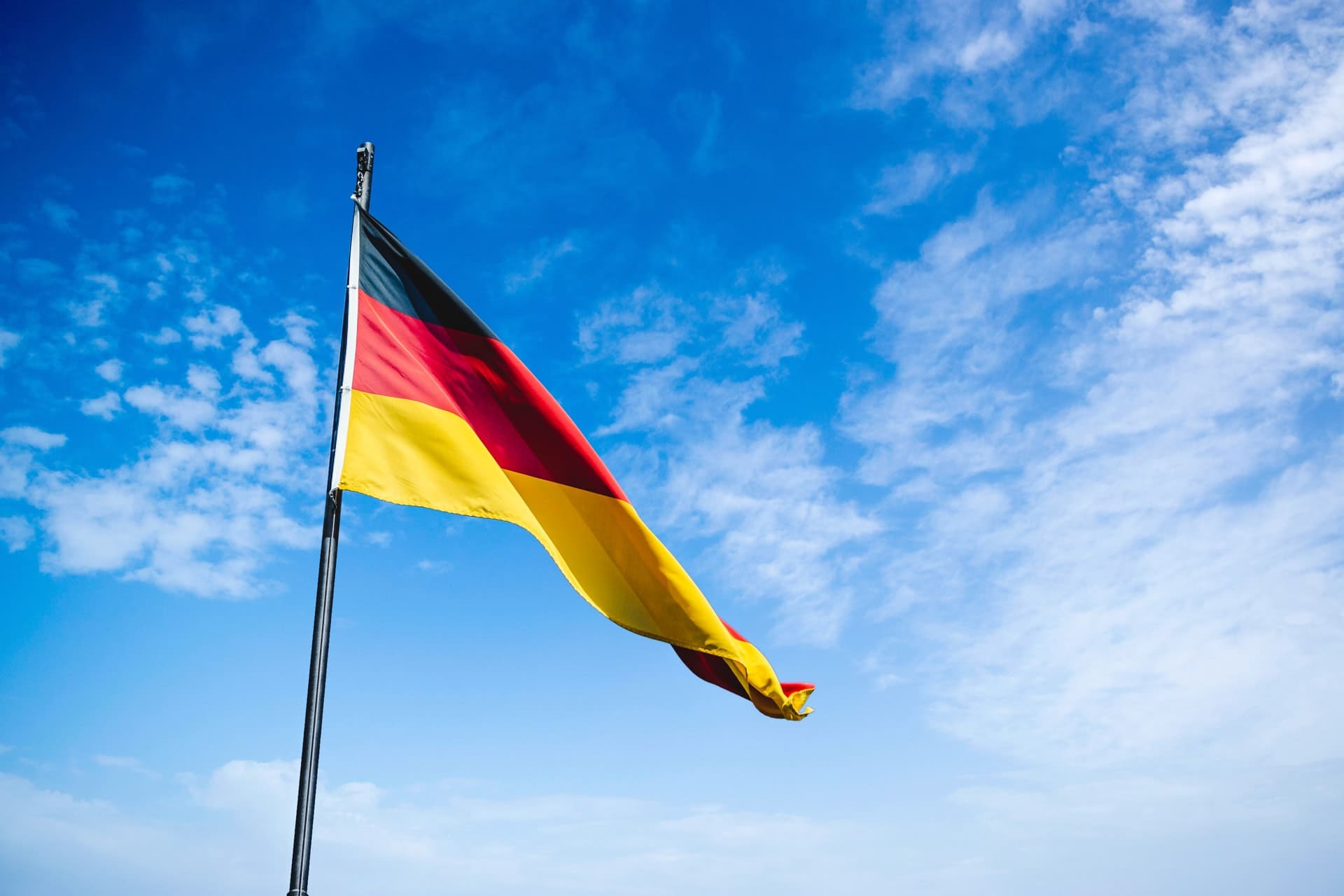 Cardano y Stellar disponibles a través de Börse Stuttgart, la segunda bolsa de valores más grande de Alemania
