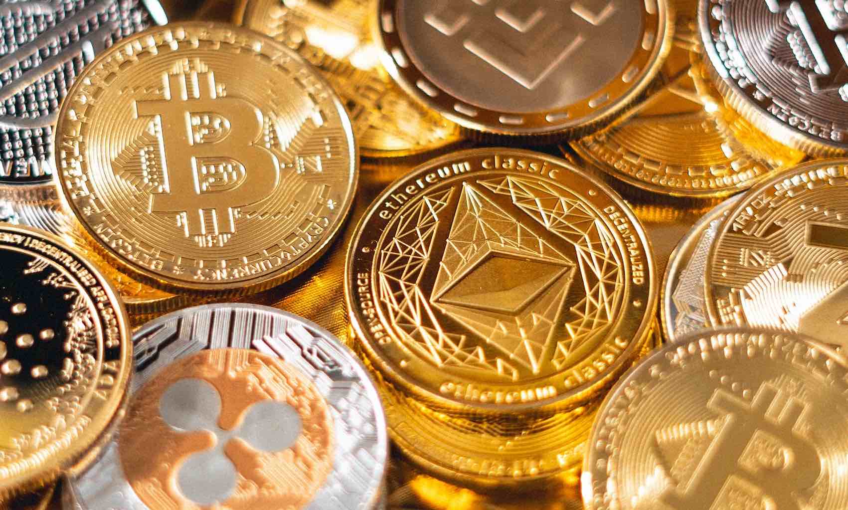 Alibaba, Google y otras 300 empresas presentan solicitud para pagos y